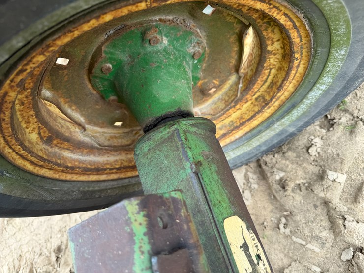 #41260-•-~600-gallon-fuel-wagon-image-13