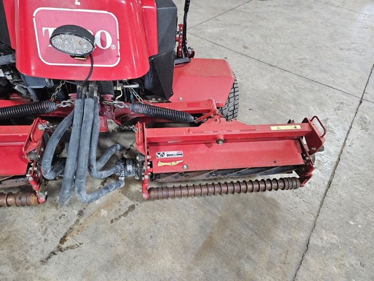 2000-toro-reelmaster-2000d-image-10