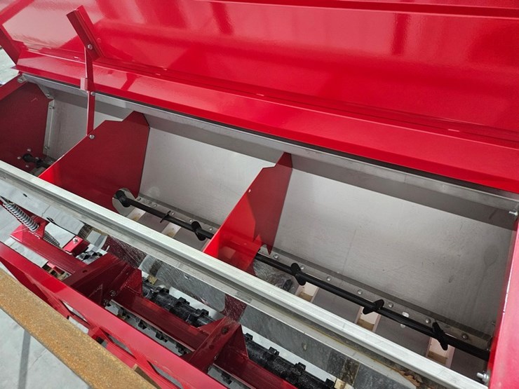 #661-•-2025-agt-stsd10-64"-seeder-image-11