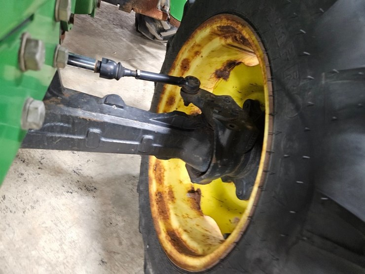 john-deere-5520-image-36