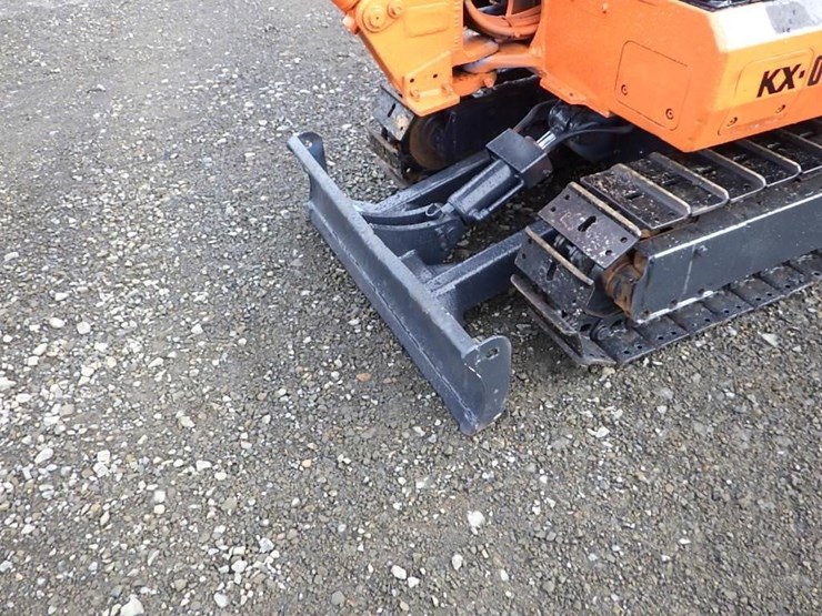 kubota-kx012-image-11