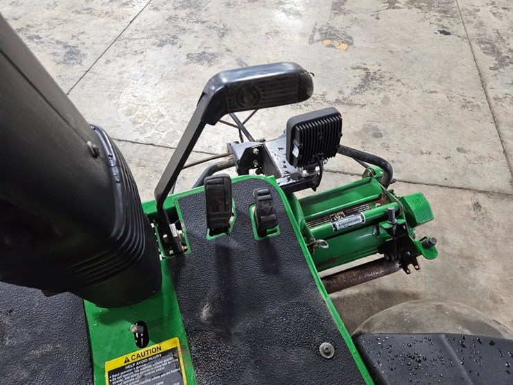 john-deere-2500e-image-17