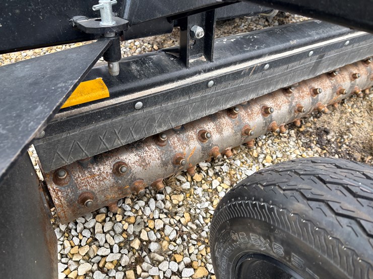 #2325-•-caterpillar-84"-harley-rake-image-11