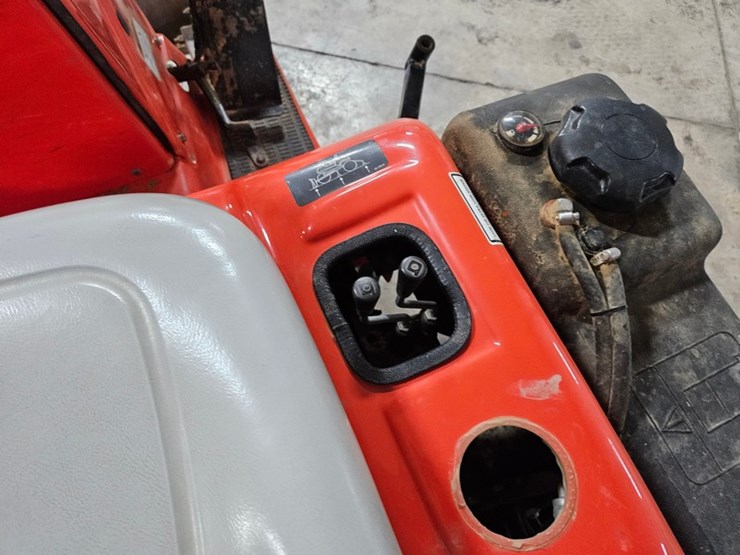 #697-•-smith-co,-super-star-bunker-maintainer-image-21