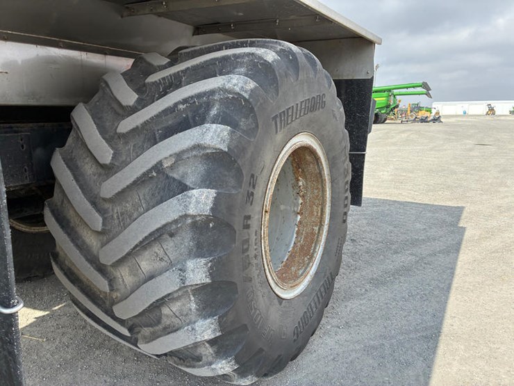 2013-new-leader-l4000g4-image-13