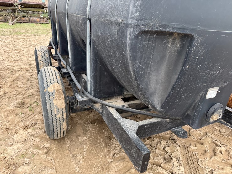 #41261-•-kbh-1000-gallon-fuel-wagon-image-19