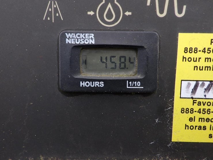 wacker-neuson-d-12-tandem-vibratory-roller-image-21