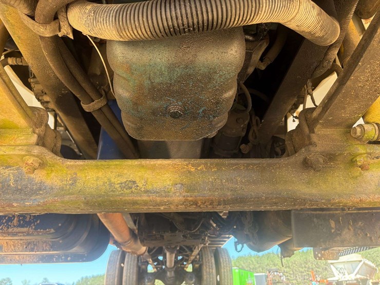 2007-international-durastar-4300-image-12