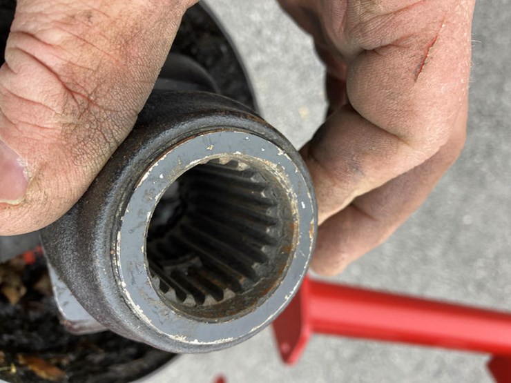 2018-case-ih-dc133-image-15