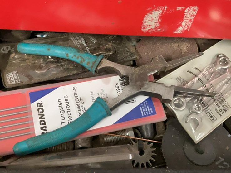 #102-•-craftsman-tool-chest-with-tools-image-9