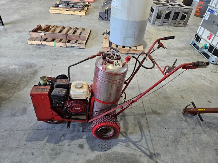 #664-•-walk-behind-paint-sprayer-image-2