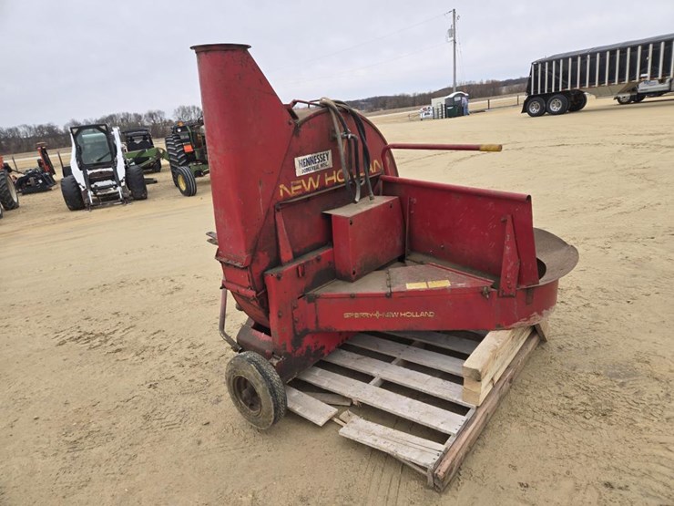 new-holland-27-image-6