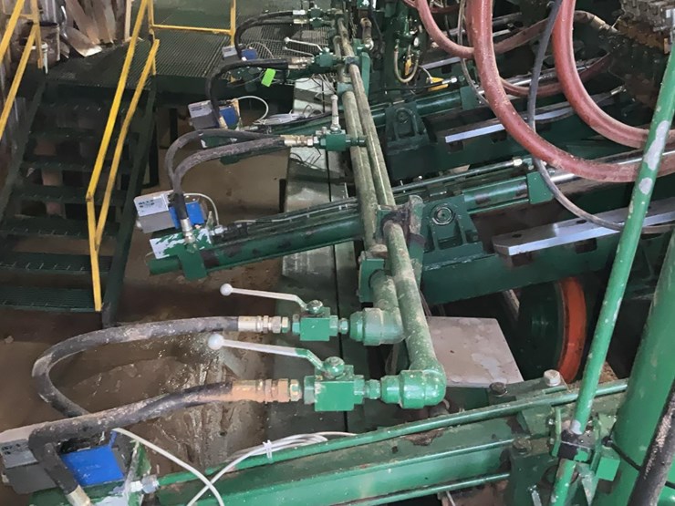 #200-•-2002-salem-4-headblock-slant-carriage-image-41