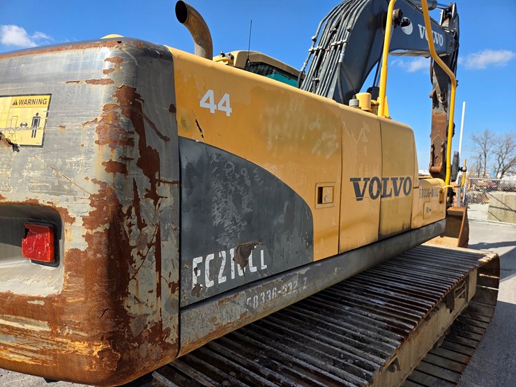 volvo-ec210cl-image-30