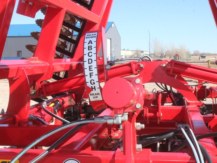 #1030-•-sunflower-6631-vt-soil-finisher-image-19