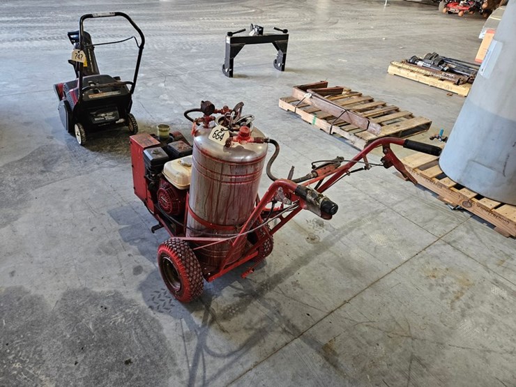 #664-•-walk-behind-paint-sprayer-image-3