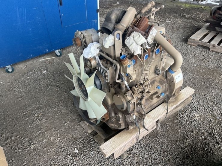 2025-john-deere-7-image-1