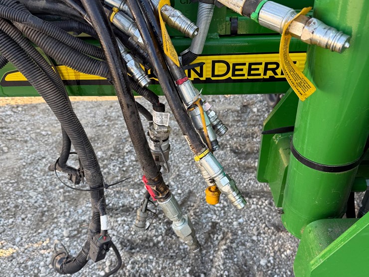 2021-john-deere-1775nt-image-17