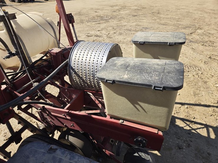 international-955-image-10