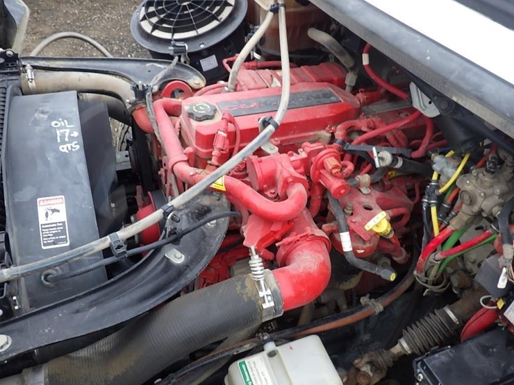 2018-freightliner-m2-15'-t/a-dump-truck-image-13