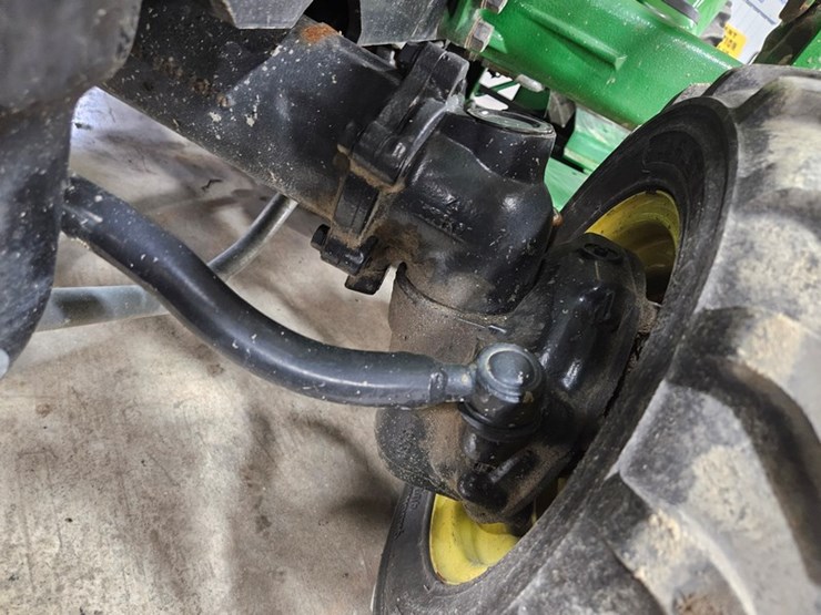 2018-john-deere-1025r-image-34
