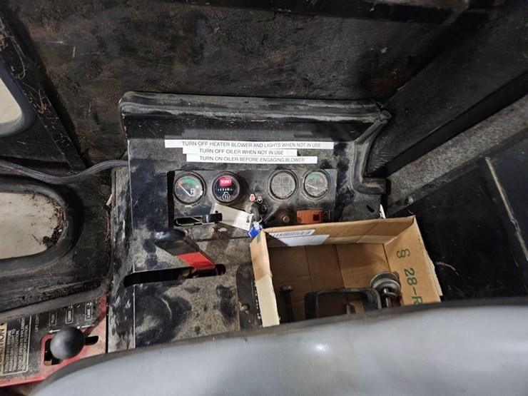 toro-groundsmaster-328d-image-31