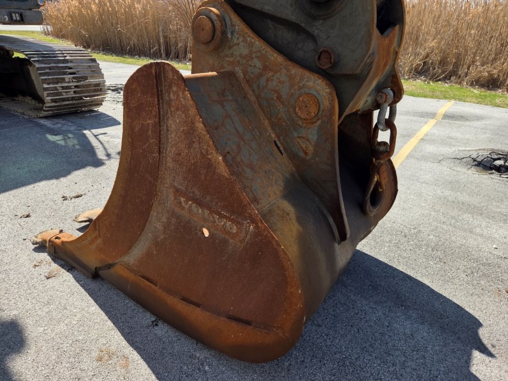 volvo-ec210cl-image-12