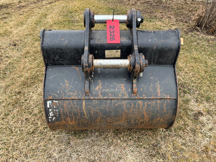 caterpillar-36-image-3