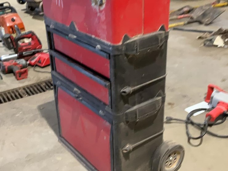 #111-•-stanley-packout-on-wheels-image-8