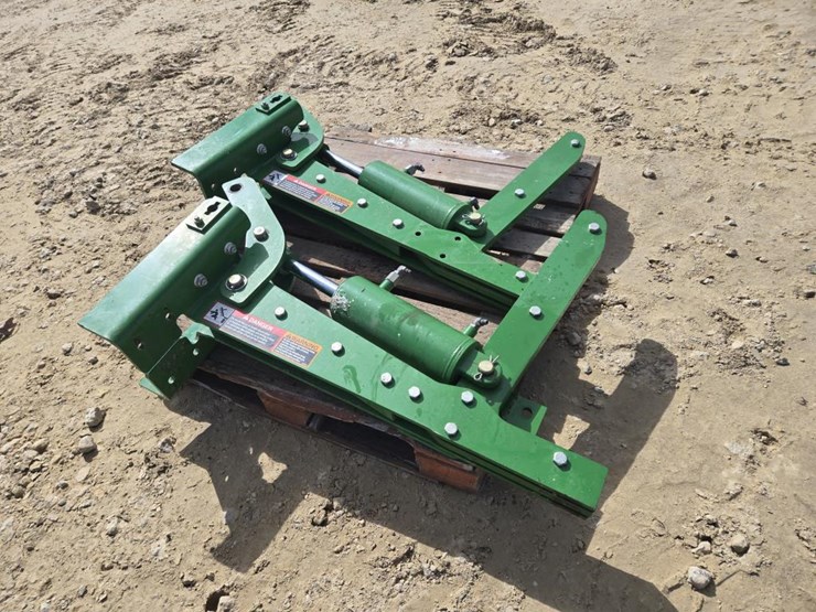 john-deere-2210-image-11