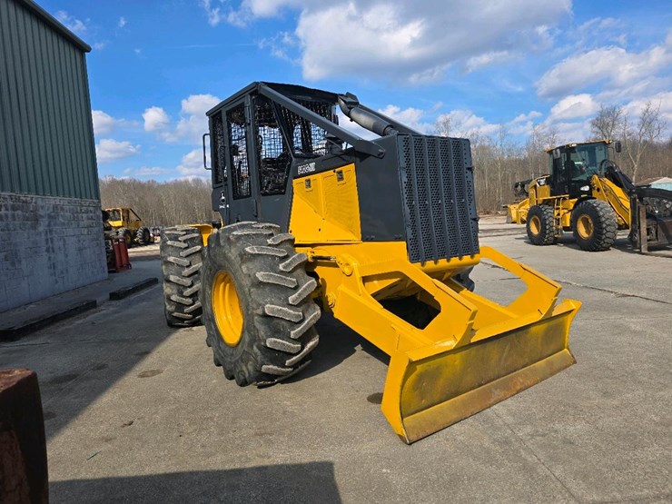 2003-deere-540g-iii-image-7