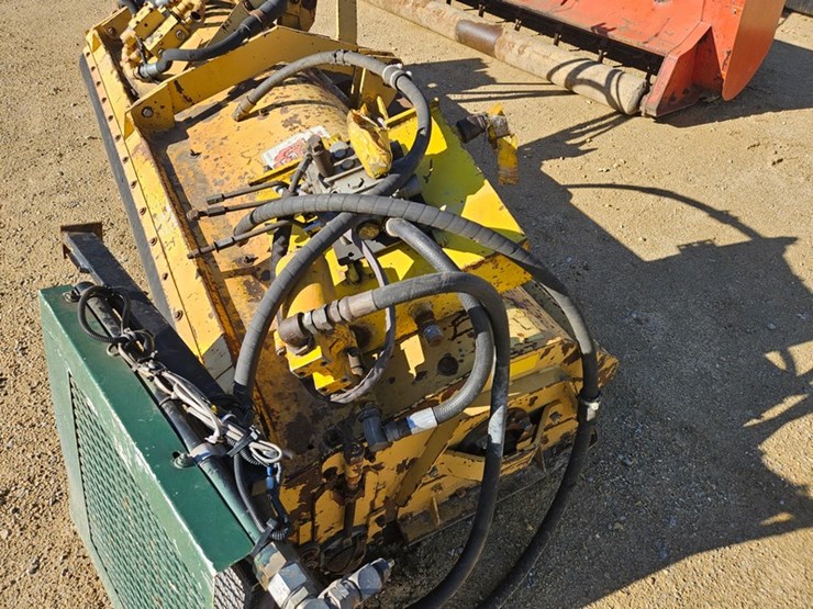 #640-•-tiger-91"-flail-mower-image-17