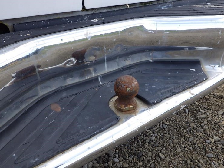 2002-ford-cargo-image-17