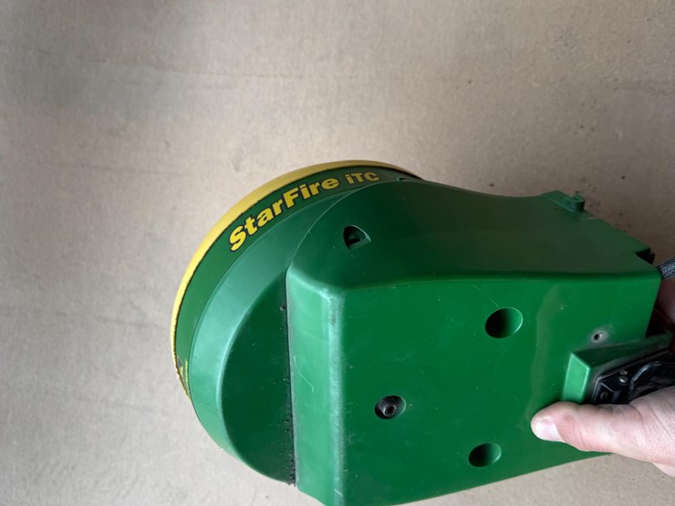 john-deere-starfire-itc-receiver-image-7