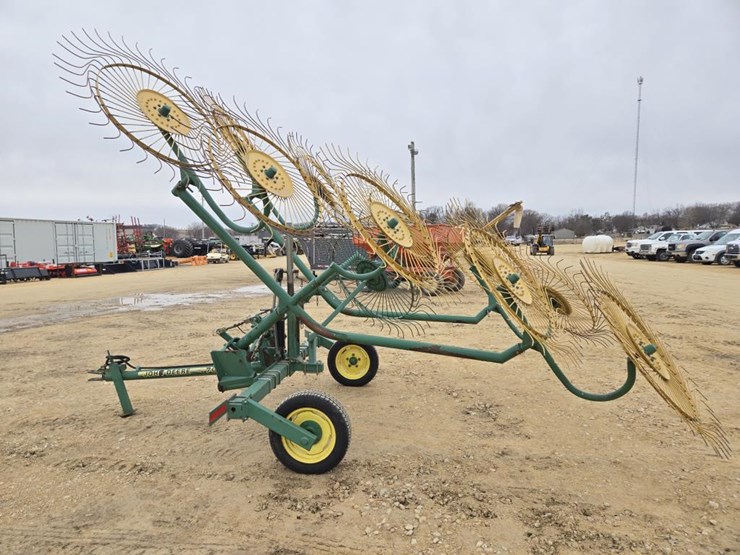 john-deere-702-image-4