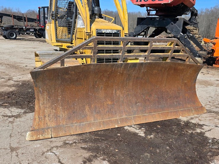 2007-caterpillar-d5g-image-23