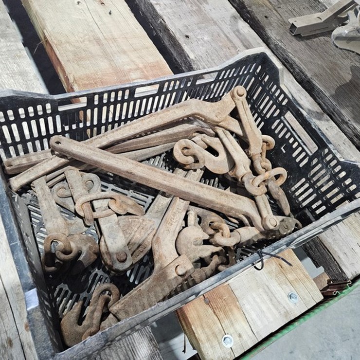 #623 • (6) Chain Binders