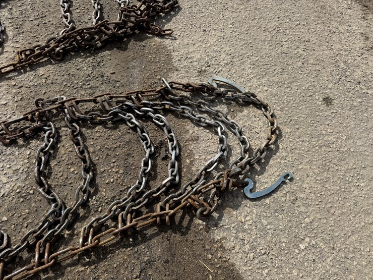 #3277-•-2016-liebherr-542-wheel-loader-w/-plow-and-chains-image-77