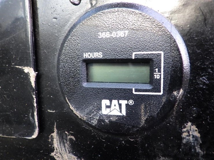 caterpillar-305.5-image-48