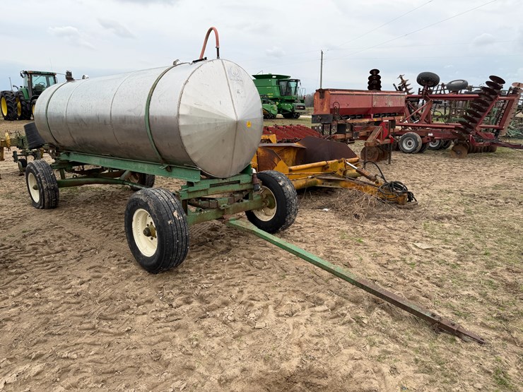 #41259-•-~1000-gallon-fuel-wagon-image-2