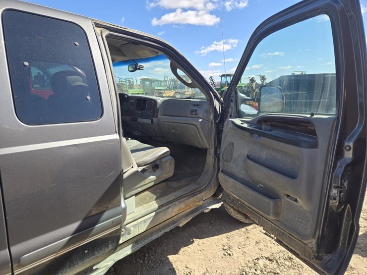 2005-ford-f350-image-9