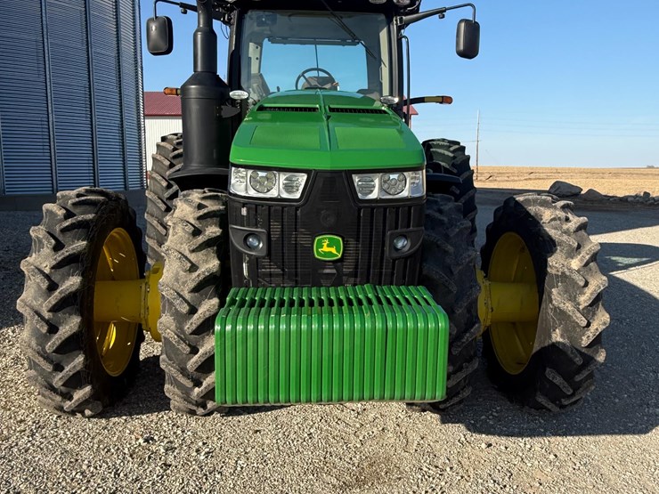 2016-john-deere-8370r-image-2