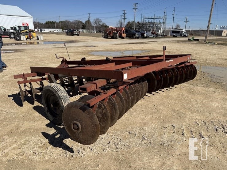 international-370-image-7