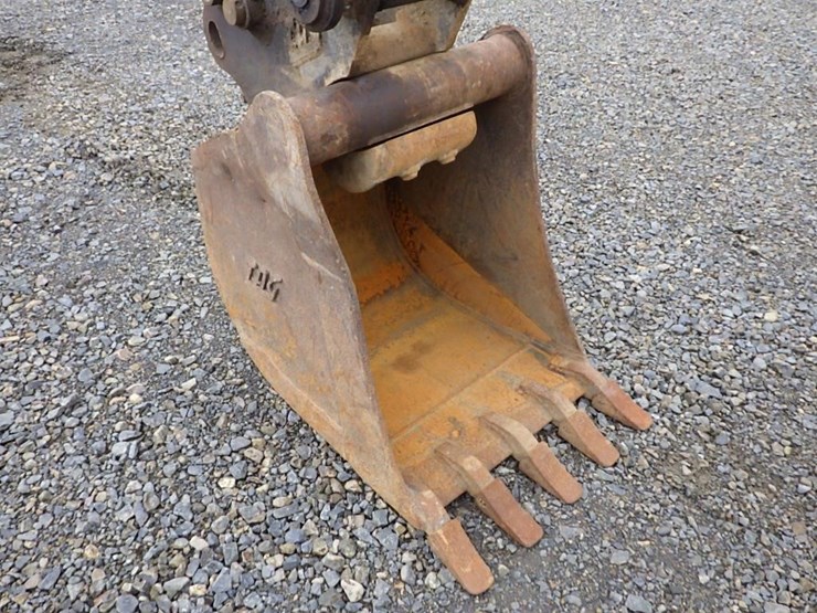 takeuchi-tb290-image-23