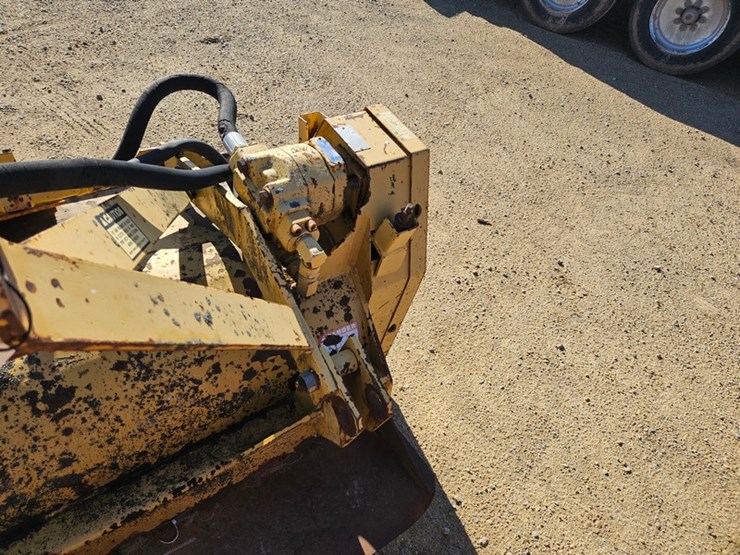 #640-•-tiger-91"-flail-mower-image-10