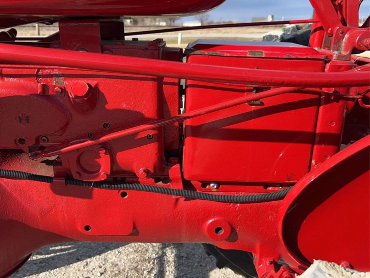 farmall-130-image-54