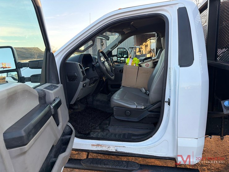 2019-ford-f550-xl-image-26
