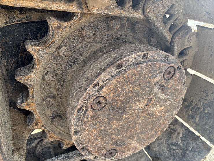 deere-160c-lc-image-72