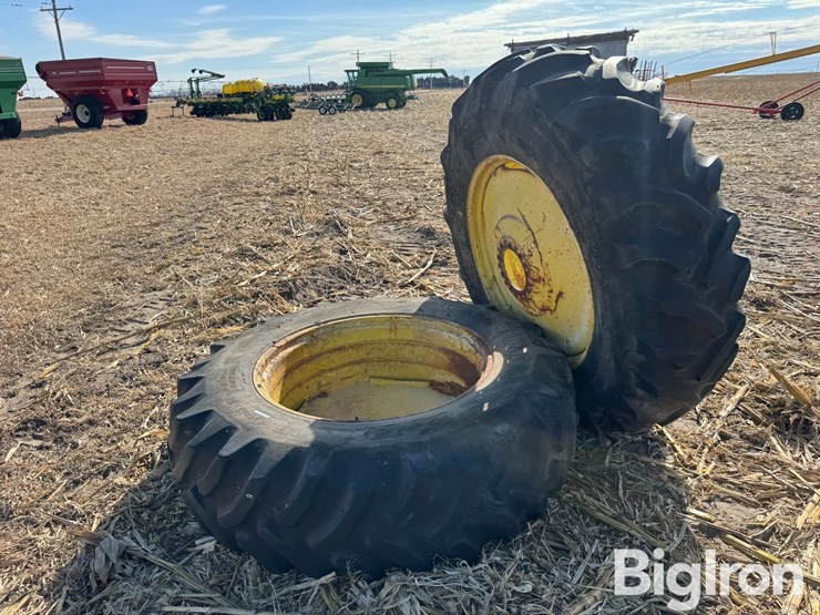 goodyear-18.4-38-dual-rims-&-tires-image-7