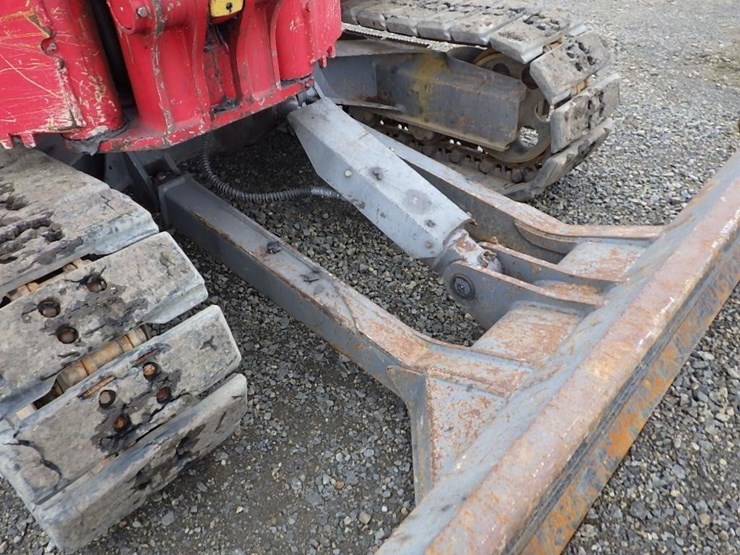 takeuchi-tb280fr-image-32